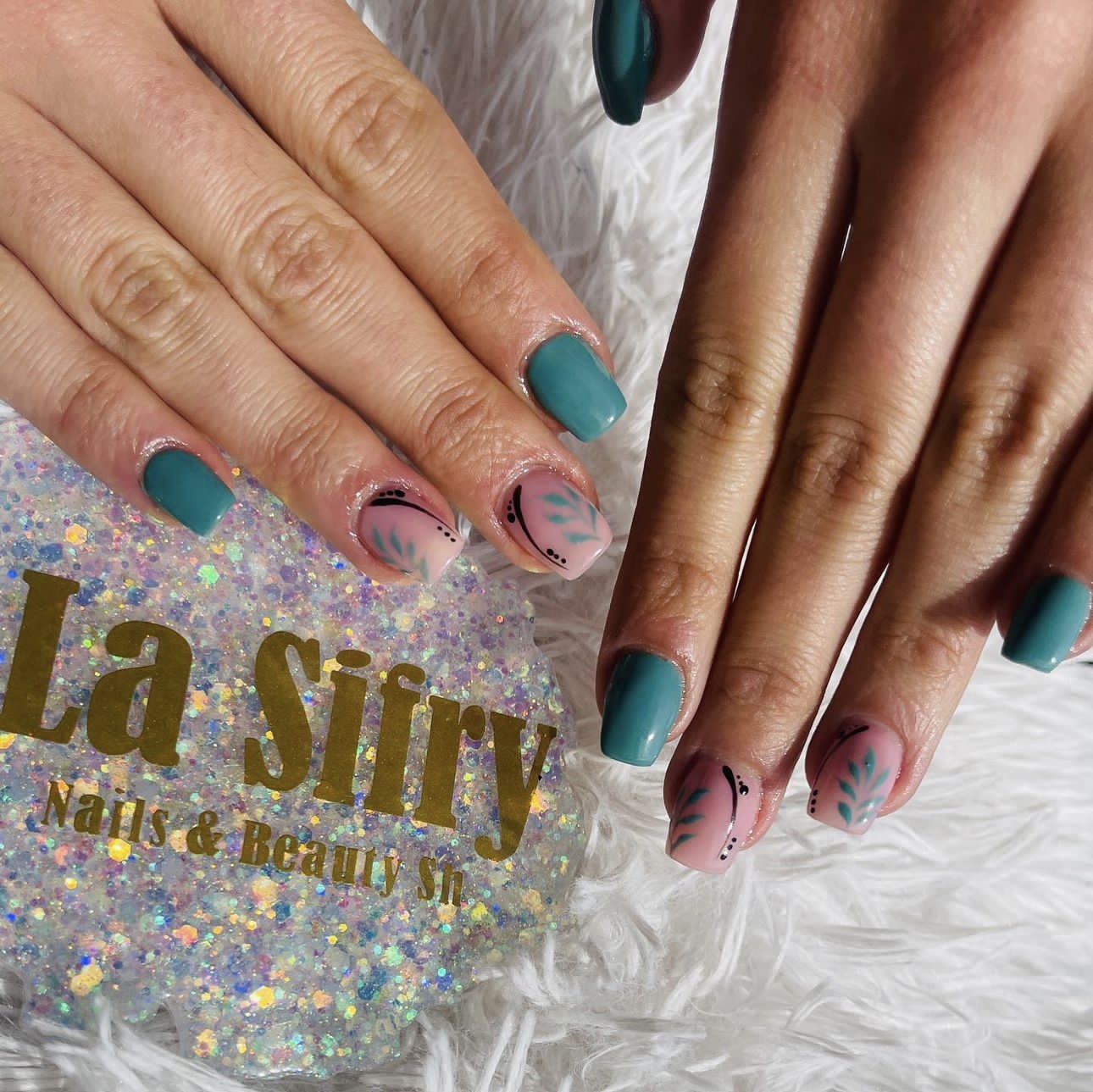 Manicura Rusa